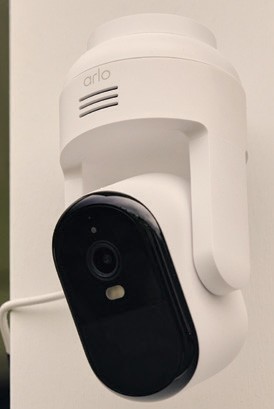 NEW Arlo Essential 3 2K Outdoor Powered PTZ - 1 Cam (VMC3083-100AUS)