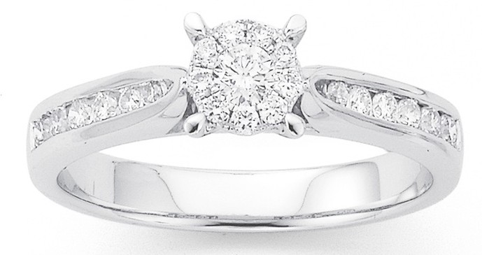 9ct White Gold Diamond Cluster Ring