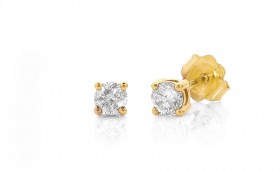 9ct-Studs on sale