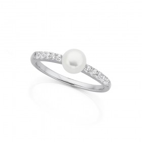 Freshwater+Pearl+%26amp%3B+Cubic+Zirconia+Ring+in+Sterling+Silver