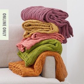 Design-Republique-Ada-Chunky-Knit-Throw on sale