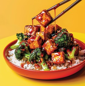 Super+Gong+Sauce+Tofu+and+Broccoli+Stir-Fry