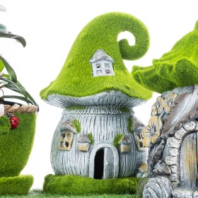 Flocked+Garden+Decor+-+Mushroom+House