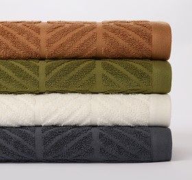 KOO+Tilly+Jacquard+Towel+Range