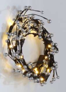 Jolly+%26amp%3B+Joy+LED+Berry+Garland