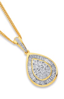 9ct%2C+Diamond+Pear+Pendant