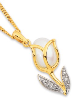 Eliza+9ct+Freshwater+Pearl+%26amp%3B+Diamond+Tulip+Pendant