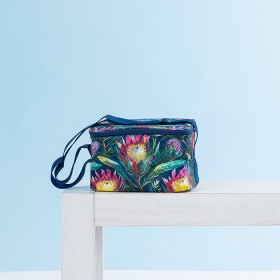 Wainui-Cooler-Lunch-Bag-Protea on sale