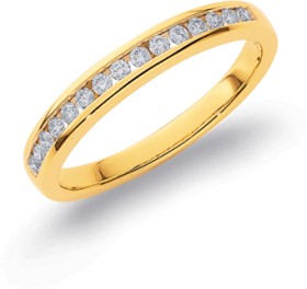 18ct-Diamond-Band on sale