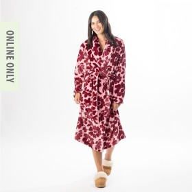 Alyssa-Floral-Bathrobe-PinkRed on sale