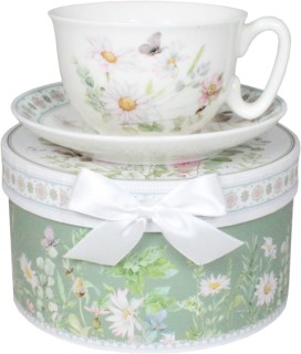 Daisies-Cup-Saucer-Set on sale