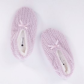 bb%26amp%3Bb+Sleep+Channel+Faux+Fur+Cozy+Slippers