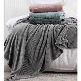 Home+Co.+Chevron+Fleece+Blankets