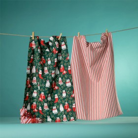 Christmas-Wishes-Xmas-Cats-Tea-Towels-Set-of-2 on sale