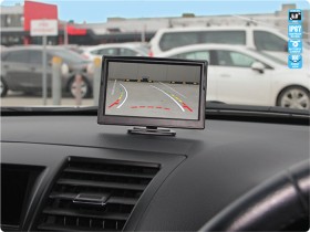 SCA+Wired+Reversing+Camera+with+5%26rdquo%3B+Monitor