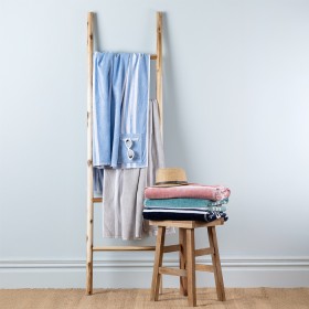 Cove+Luxury+Stripe+90x170cm+Beach+Towel+with+Zip+Pocket