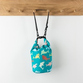 Seaside+Supplies+Waterproof+Beach+Bag+Sharks+5.8L