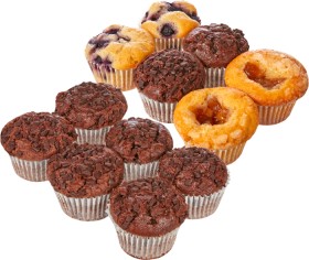 Woolworths-Muffins-Mixed-Blueberry-Double-Choc-Spicy-Apple-or-Raspberry-White-Choc-6-Pack on sale