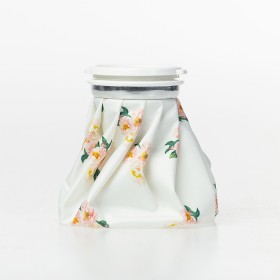 Grace+%26amp%3B+Gild+Refillable+Ice+Pack+Peonies