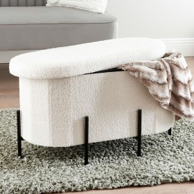 Curved+Ottoman+with+Legs