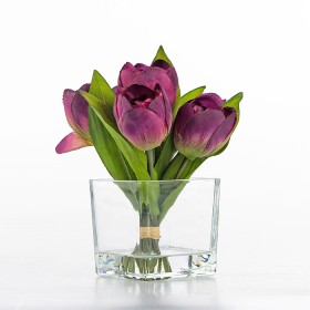 Everlasting+Tulips+in+a+Vase