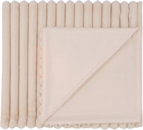 Astin+Sinclair+150cm+x+130cm+Faux+Fur+Rib+Throw+in+Beige