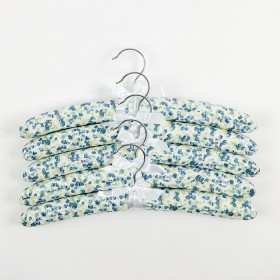 Padded+Hangers+Set+of+5