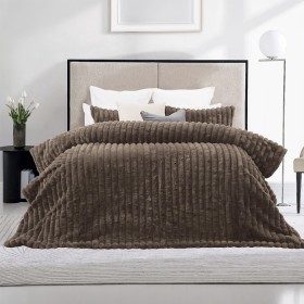 Solace+Hana+Fleece+Comforter+Set