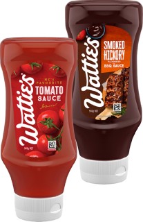 Watties-Upside-Down-Sauce-540-560g on sale