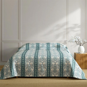 Logan-Mason-Bedspreads on sale